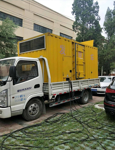 聂荣发电车出租-柴油发电机组排烟系统设计要求及其考虑因素